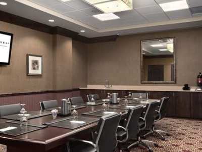 Embassy - Downtown Saint-Louis